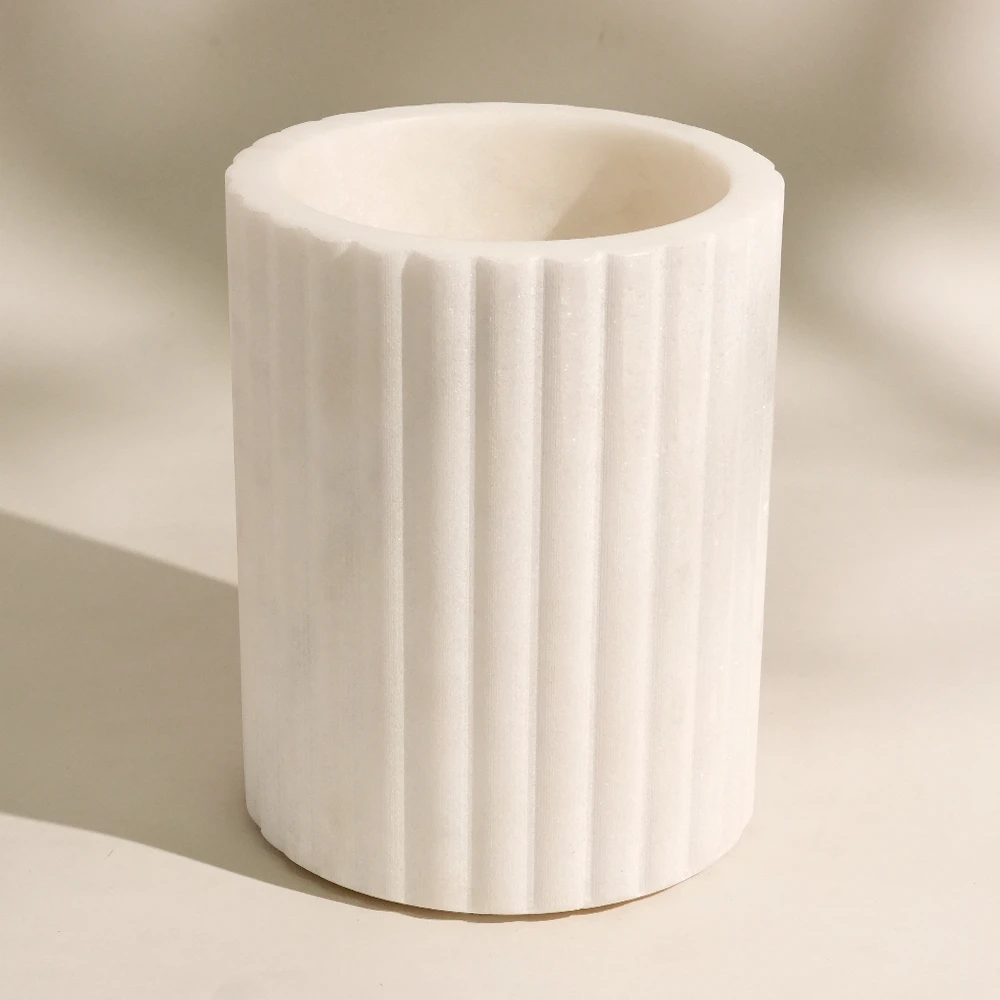 White Marble Wine Cooler With Vertical Grain